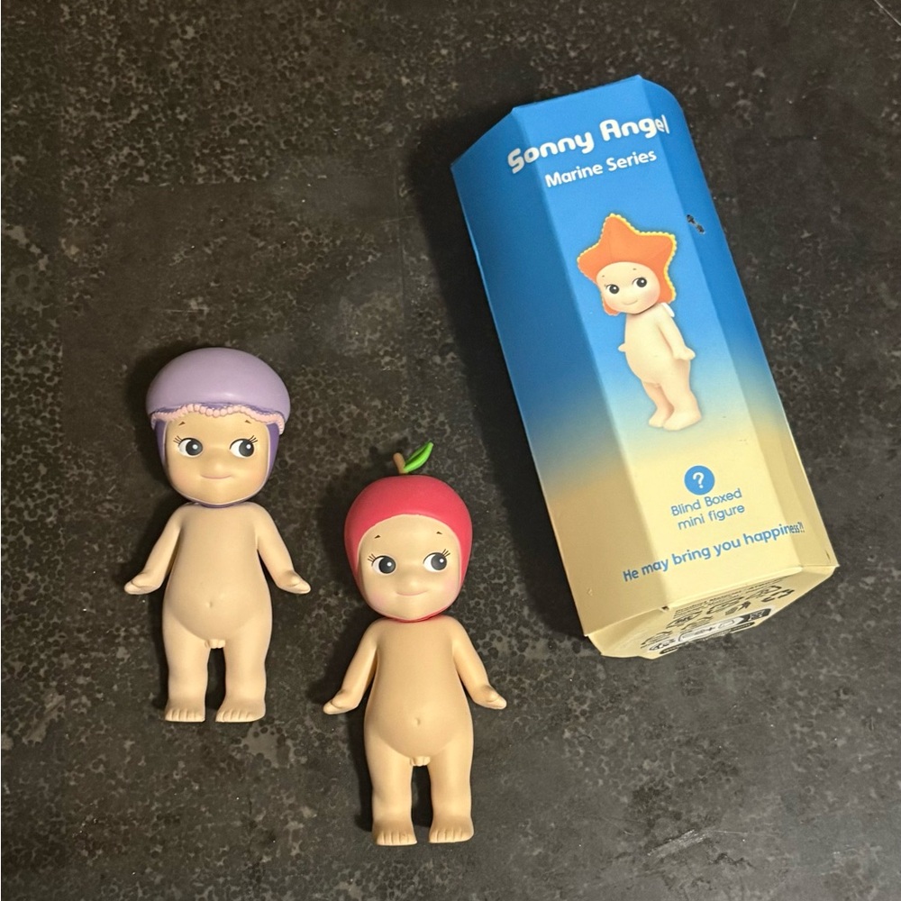 Fruit and Marine Series Collectible Sonny angels - Purple and Red